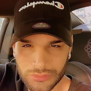 Meet your Posher, Tito